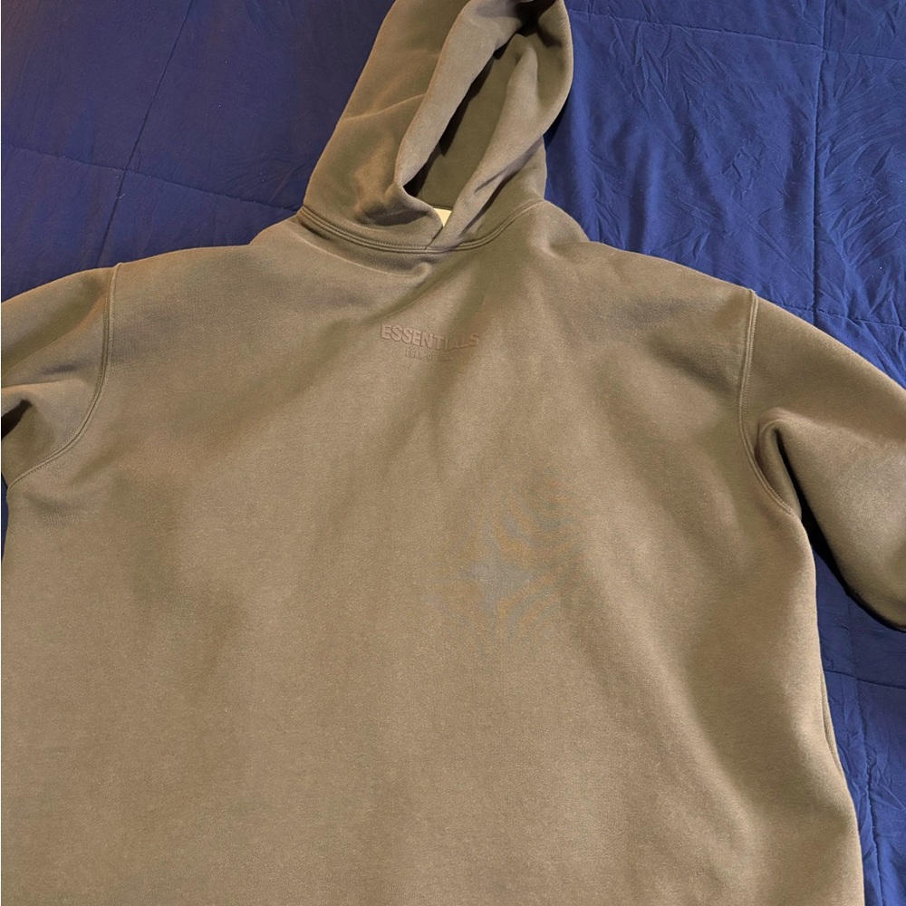 Men’s Fear Of God Essentials Hoodie (Olive) Size M